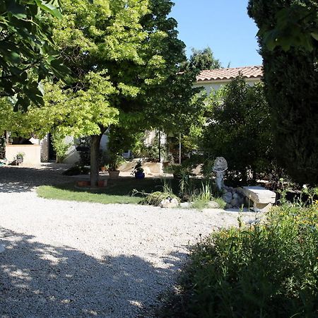 Gite La Gourmandine Saint-Andiol Екстериор снимка