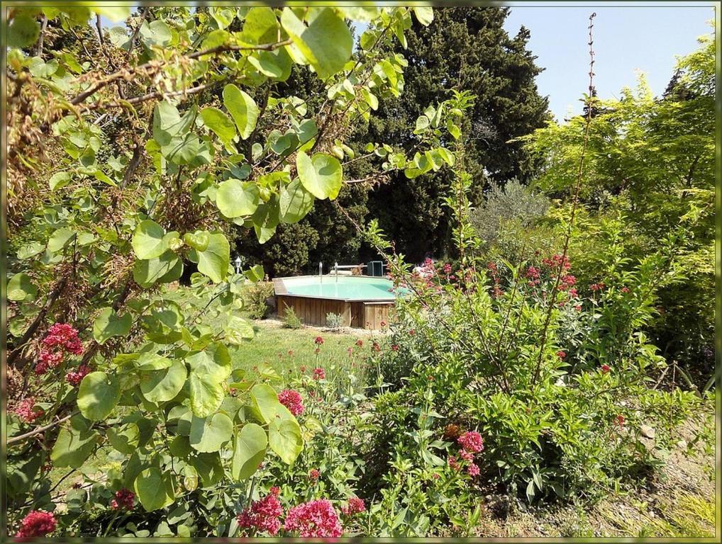 Gite La Gourmandine Saint-Andiol Екстериор снимка
